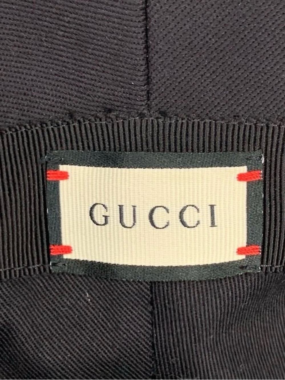 Gucci Black Bucket Hat with Red Logo Patch - Picture 2 of 4
